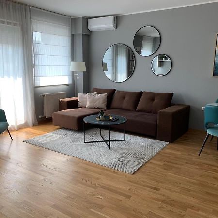 Gemini Apartment 3 - Modern Apartment With City View Novi Sad Exterior photo